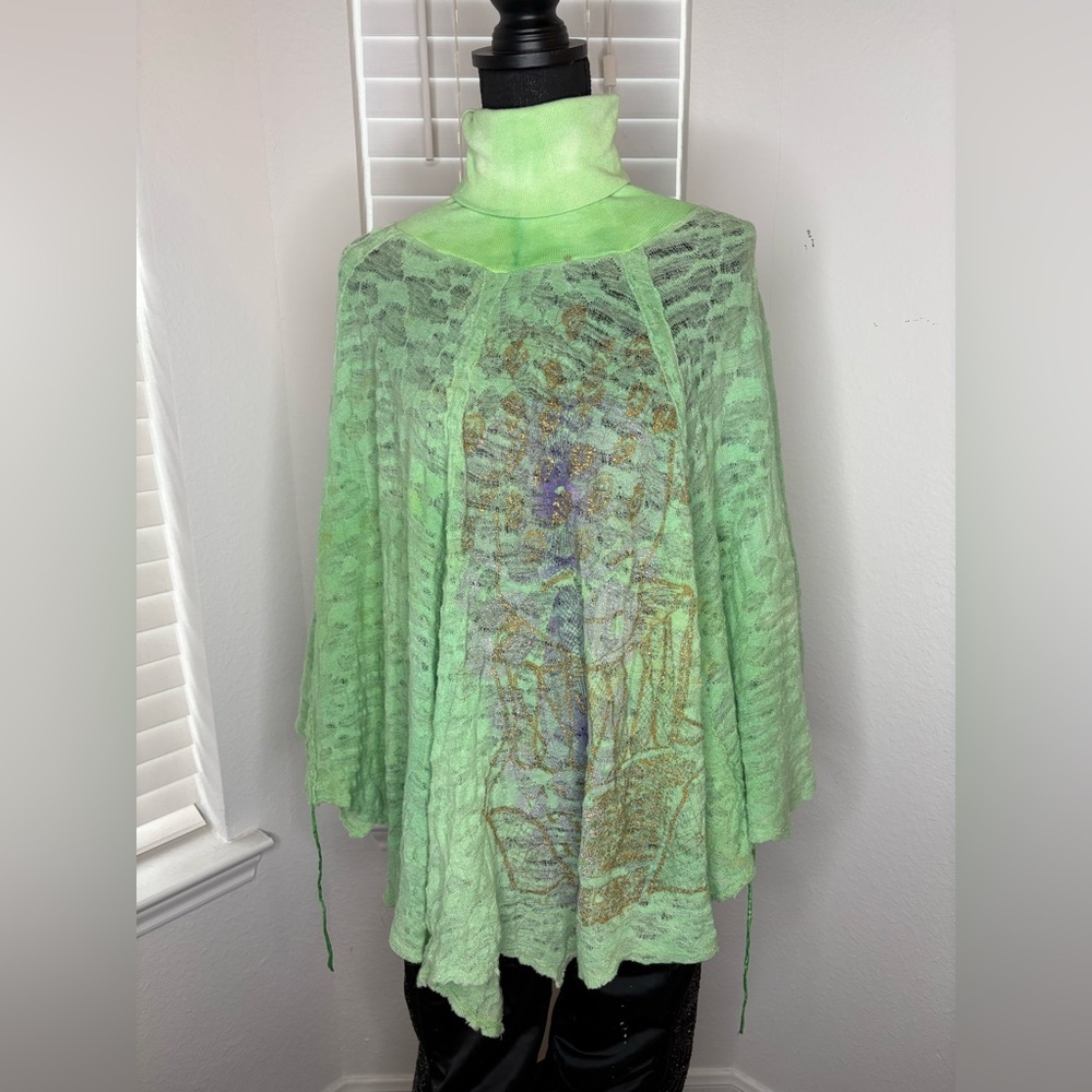 Elegant Green Lace Women's Top